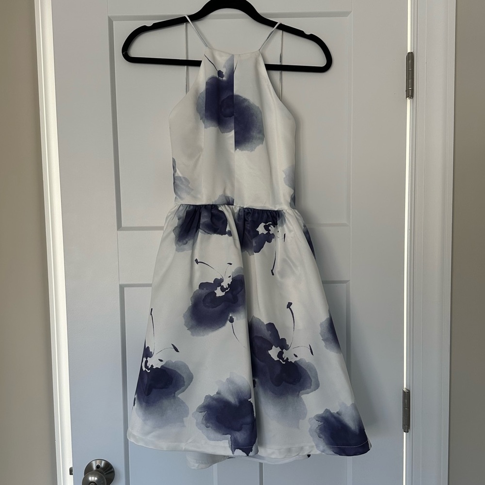 NWT L’Atiste Floral Dress